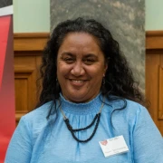 Dr Riri Ellis
