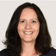 Associate Professor Lynne Chepulis