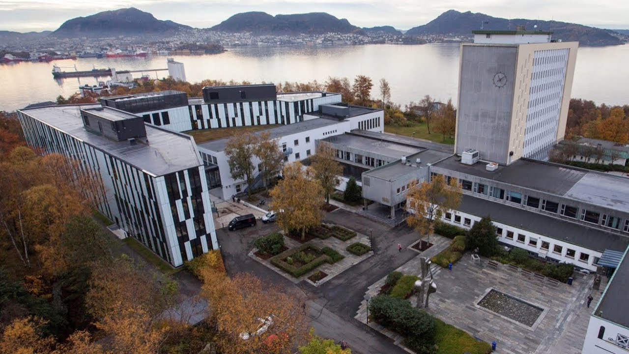 Norwegian School of Economics, Norway