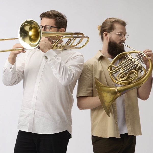 Summer Brass 600 x 600