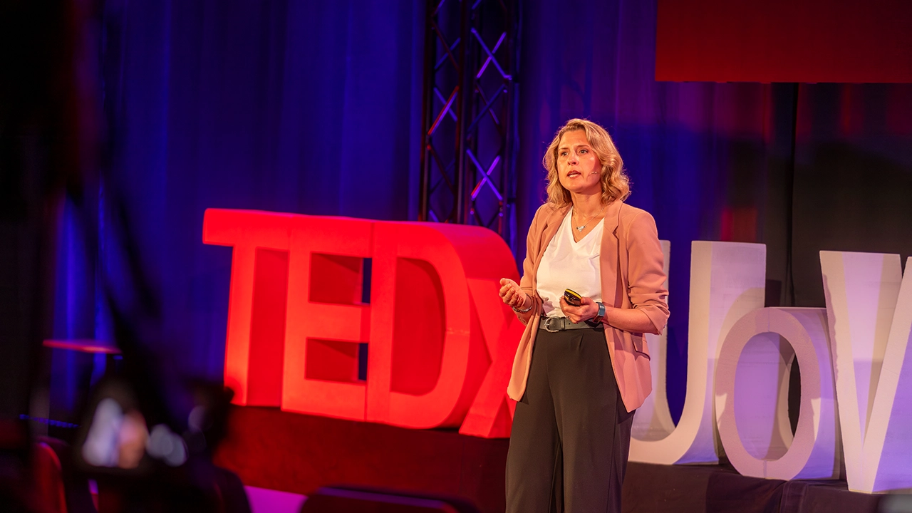 Tedx  Dr Lisa Tompson