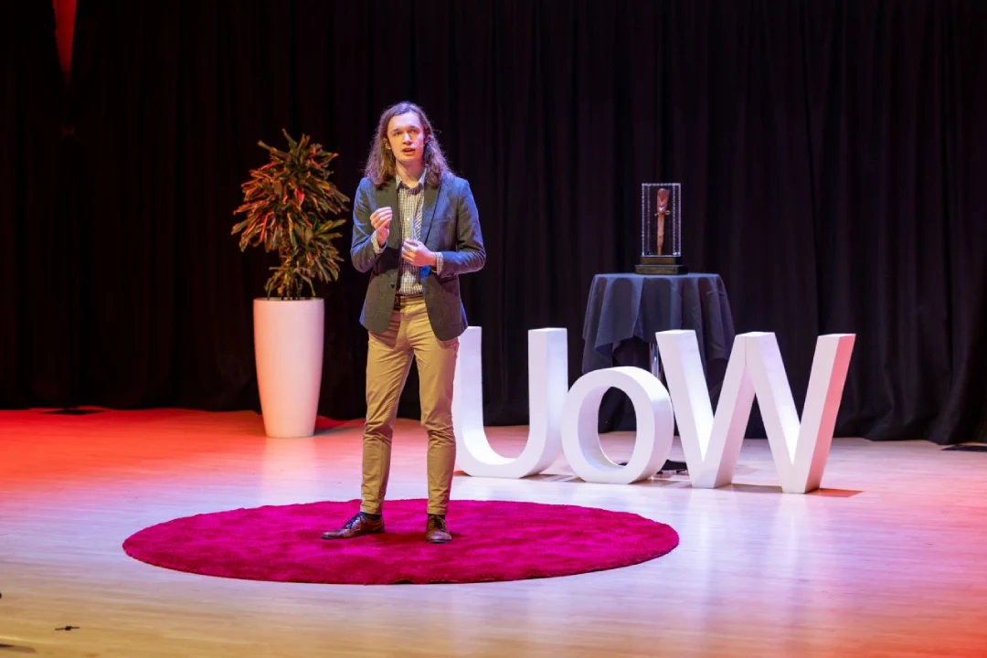3MT winner Matthew Taylor during his talk
