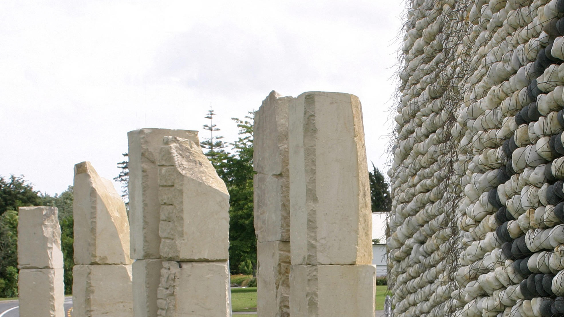 hamilton gardens pillars cloak