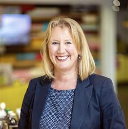 anne-blakeway-success-story-portrait